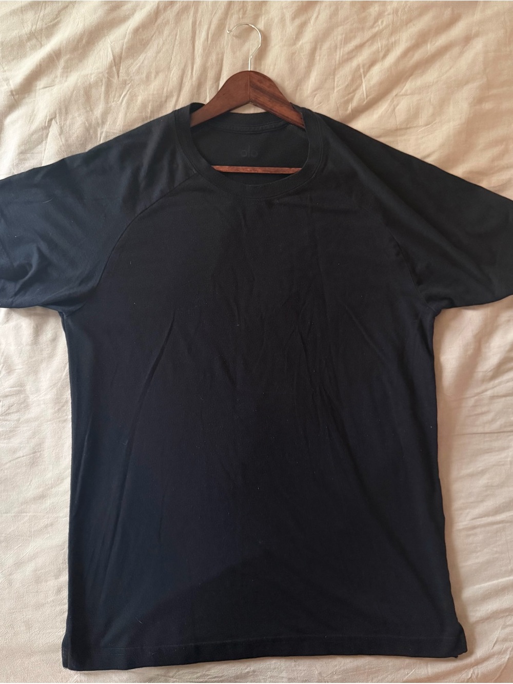 ALO Yoga Black Short Sleeve Crew Neck Tee